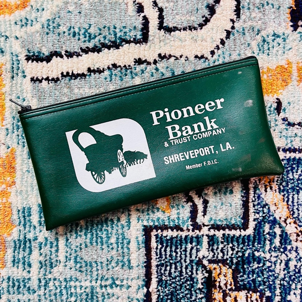 VTG 1970s Pioneer Bank Bag Zipper Pouch
